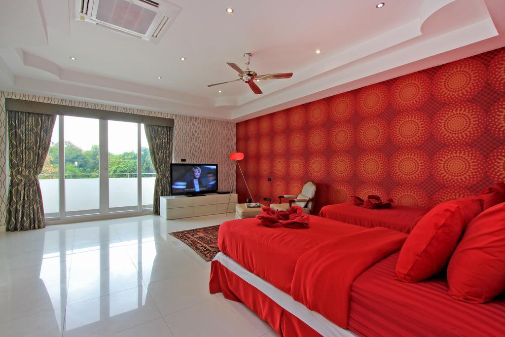 Sharrow Bay Villa Pattaya Exterior photo