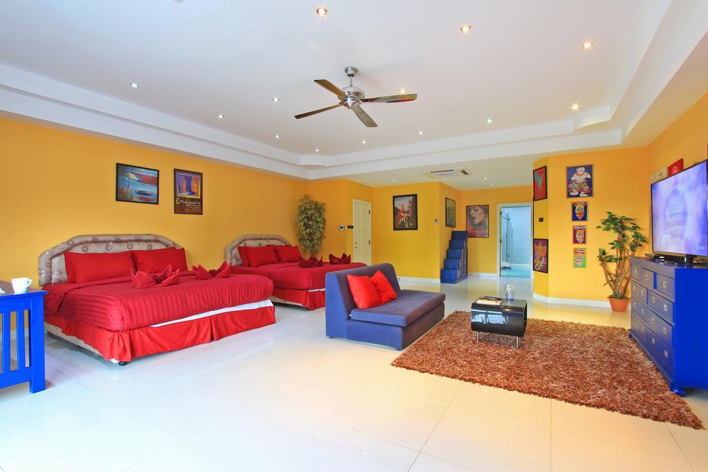 Sharrow Bay Villa Pattaya Exterior photo