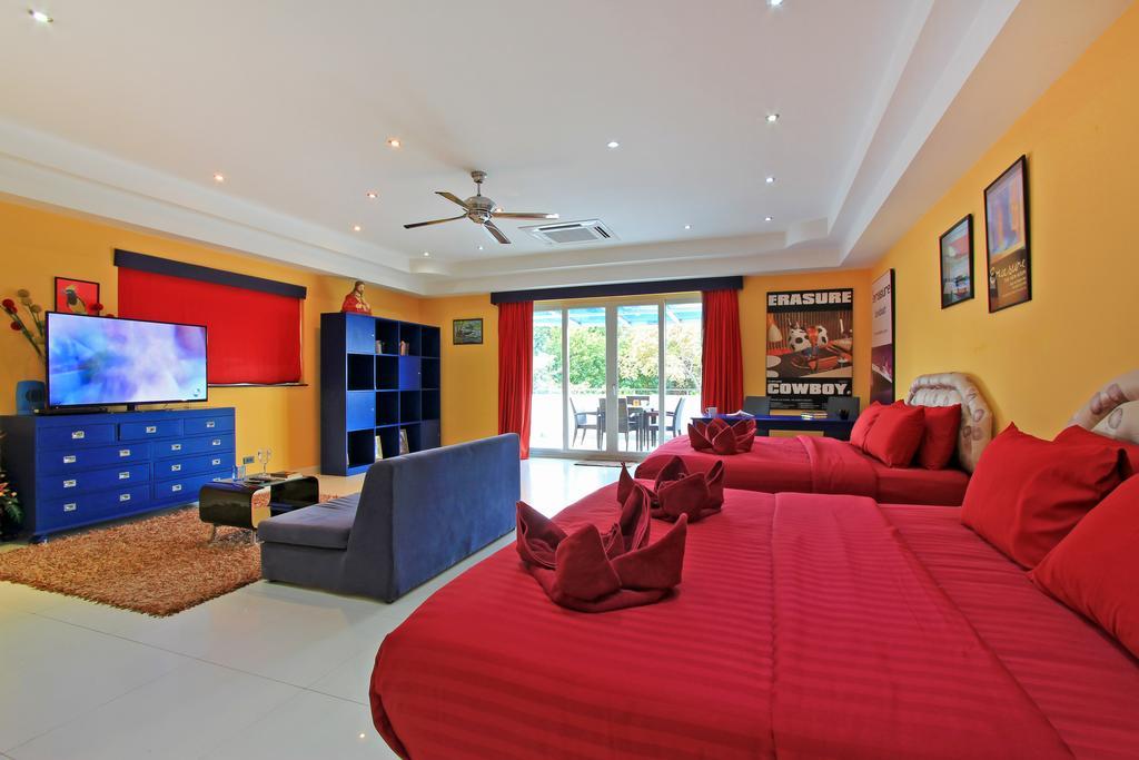 Sharrow Bay Villa Pattaya Exterior photo