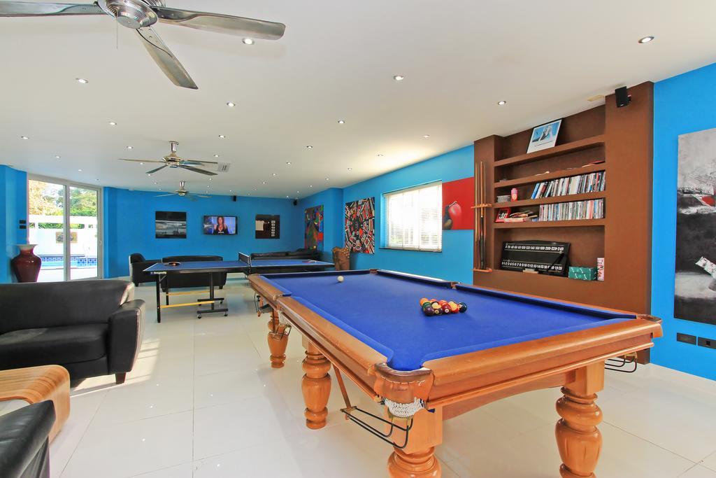 Sharrow Bay Villa Pattaya Exterior photo